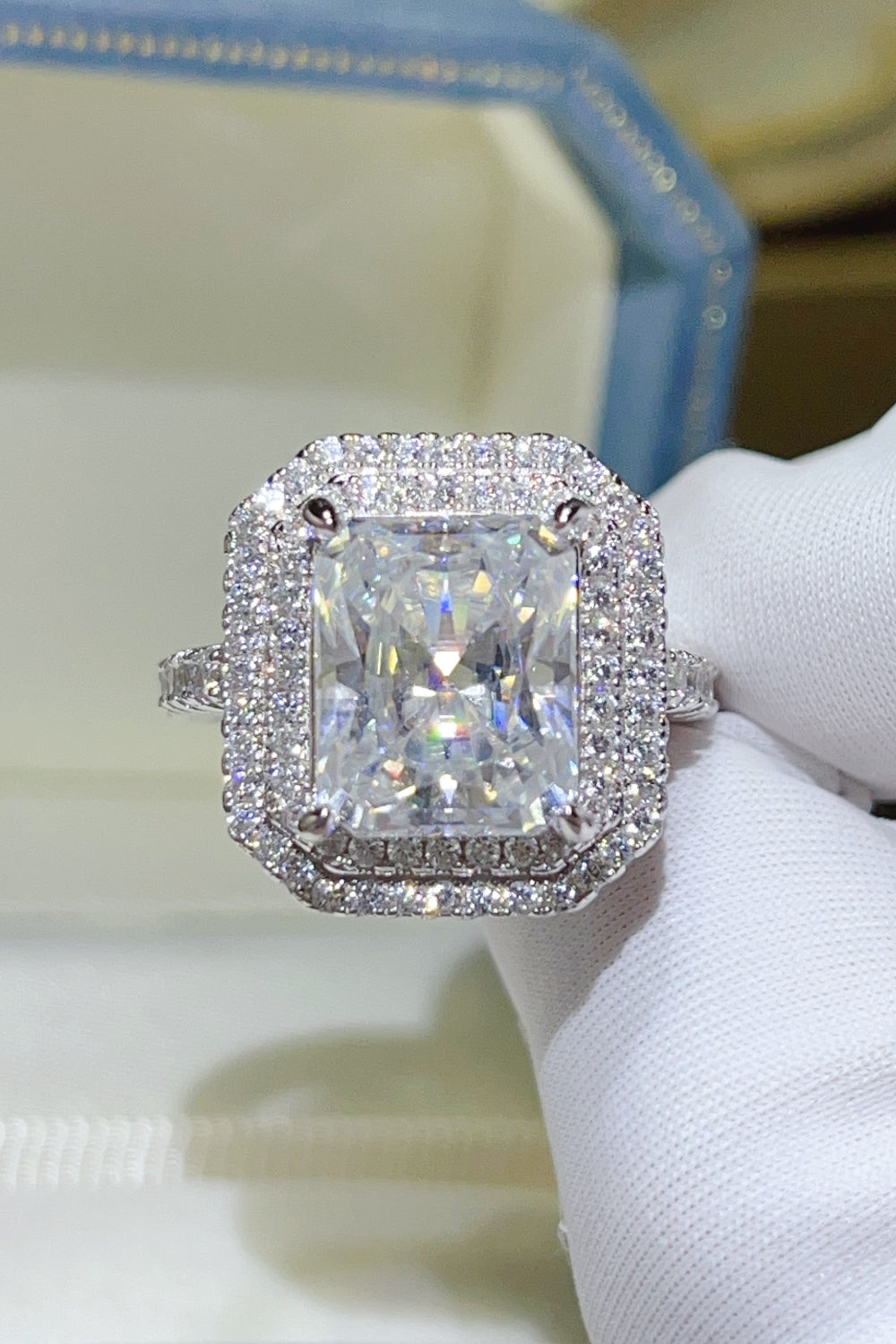 44a02732-13a8-4b67-ace1-b4aed97f0616-Max
