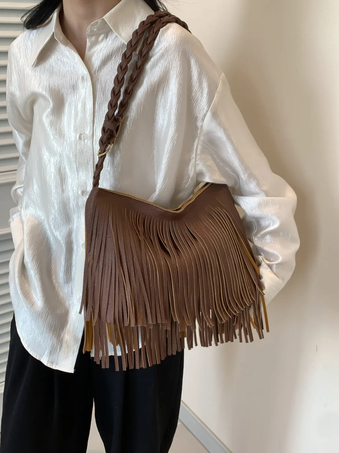 leather crossbody handbags